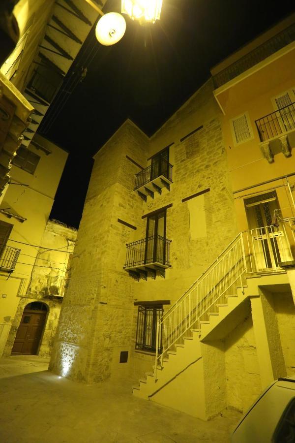 Aparthotel Antica Dimora Dell'Ammiraglio Licata Exterior foto